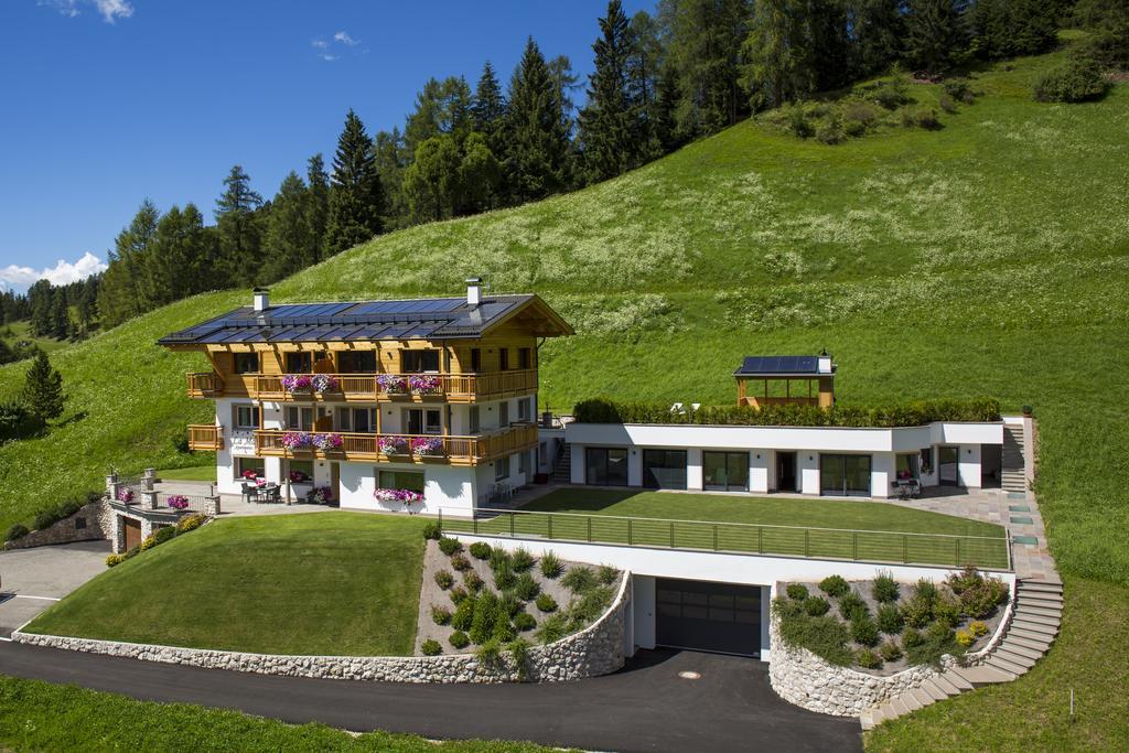Apartments La Mana Santa Cristina Val Gardena Exterior foto